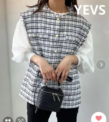YEVS 이브스 골드 버튼 트위드 베스트 화이트 블랙 가을