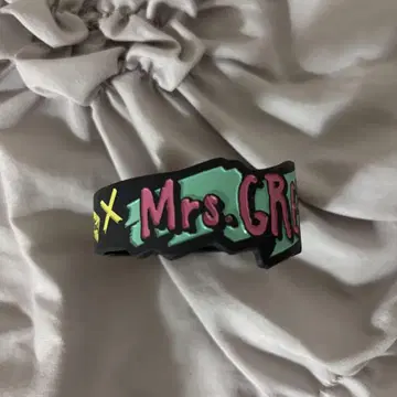 Mrs.GREEN APPLE 젠진미토와 프로테스트 러버 밴드