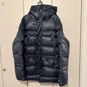 네이비 후드 부착 롱 다운 자켓