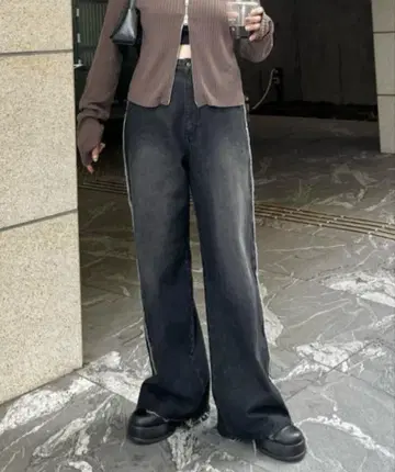Kastane 프린지 데님 팬츠 블랙