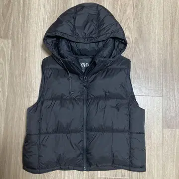 ZARA 후드 부착 다운 베스트 아우터 가을/겨울 블랙