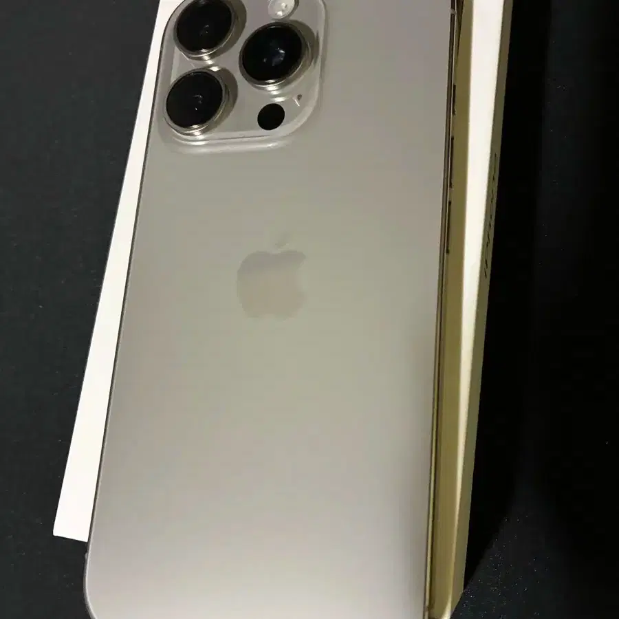 Applecare あり】 iphone16 pro 512GB iPhone 16 Pro 512GB ホワイト