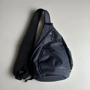(구제 의류) 00s umbro 원 숄더백 사선 가케 슬링