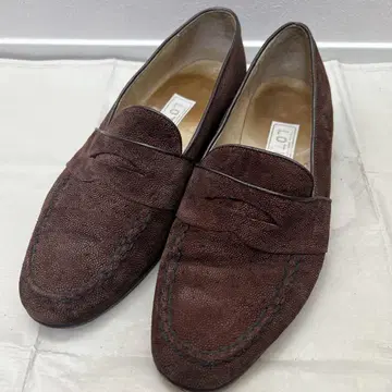 LOTUS CO. 다크 브라운 로퍼