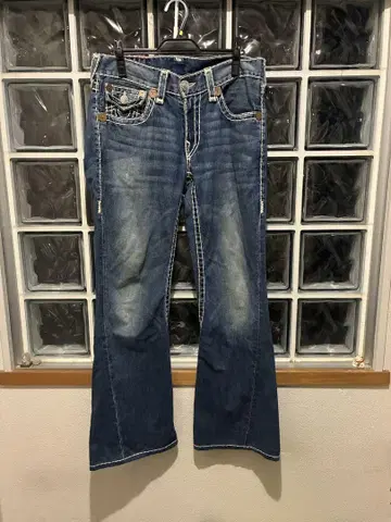 true riligion joey super t size:32