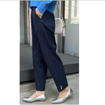 사이드 펄 포켓 부착 디자인 팬츠 네이비 미사용 새상품 펄 장식