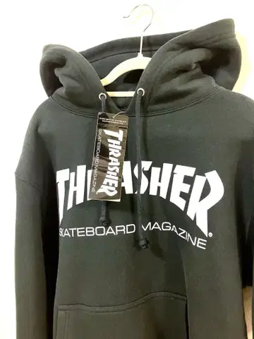 [택 포함] THRASHER 후드 부착 후드티 블랙