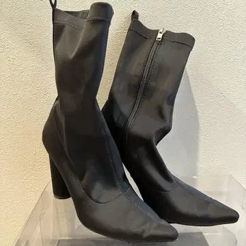 YELLO BLACK 부츠 M 사이즈