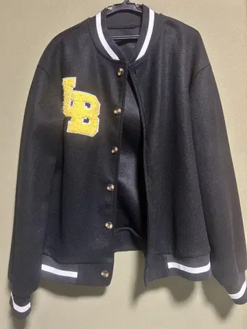 LB 로고 자수 블랙 바시티 자켓