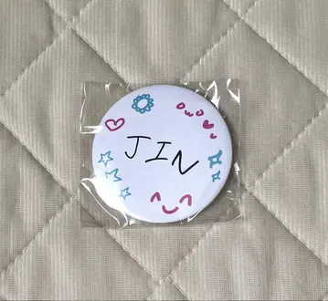 BTS 진 RUN SEOKJIN 캔뱃지 캡슐 토이