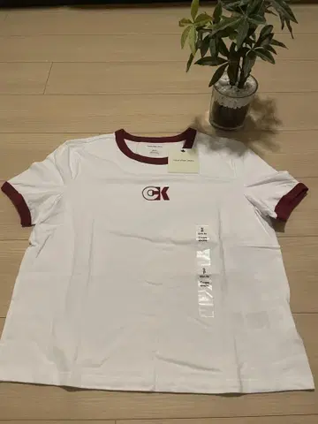 캘빈클라인/CK 화이트/버건디 티셔츠