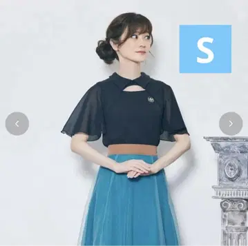 미사용 새상품 시마무라 치하루 안나 엘사 상의 S 사이즈