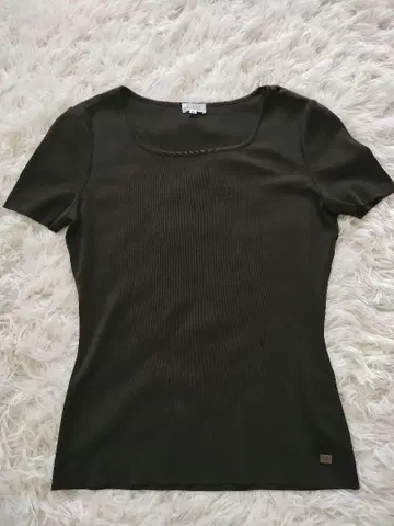 FOXEY BOUTIQUE 다크 브라운 반팔 상의 40