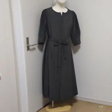 새상품급 자유구 46 3XL 상당 볼륨 슬리브 플레어 롱 원피스