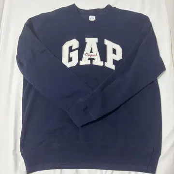 GAP 네이비 맨투맨