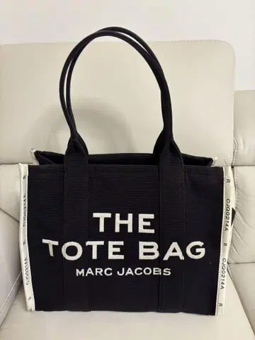 MARC JACOBS 자카드 토트백 라지