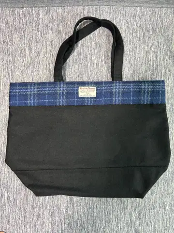 해리스 트위드 차오패닉 티피 토트백