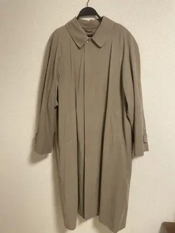 베이지 스텐카라 코트