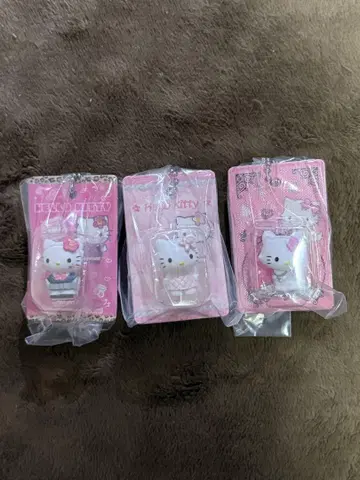 헬로키티 캡슐 토이 3개 세트