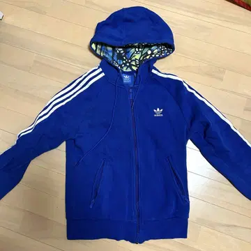 adidas 맨투맨 후드티