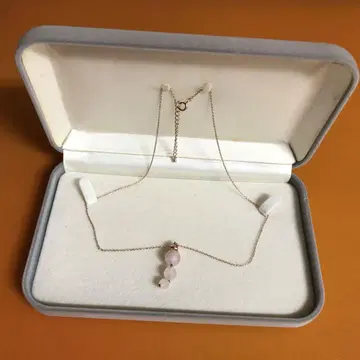 헬로키티 로즈쿼츠 목걸이