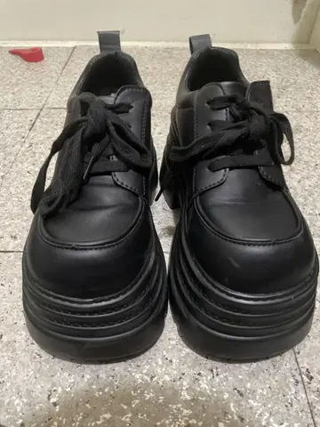 통굽 블랙 신발
