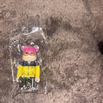 베어브릭 50