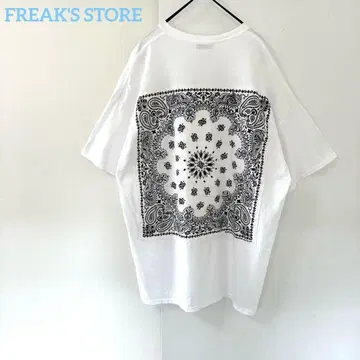 FREAK'S STORE 오버 사이즈 화이트 티셔츠 반다나 패턴