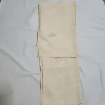 이로도메소데 화이트 베이지 소나무 무늬