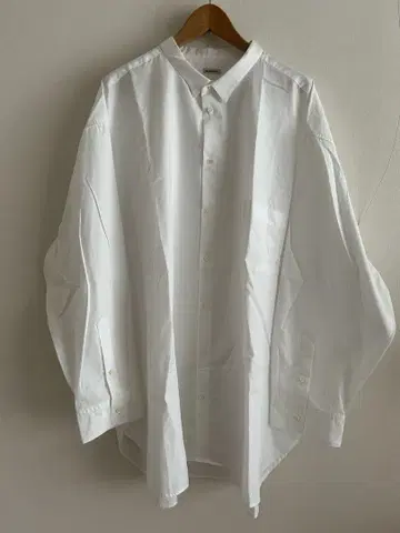 the mad shop CLASSIC WHITESHIRIT