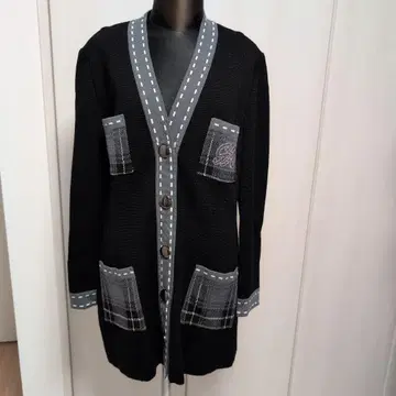 [ 새상품급 ] 이타리야 블랙 니트 가디건 11호