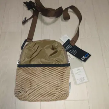CIE 숄더백 FR100