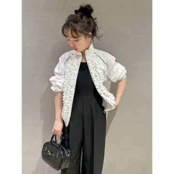 LILY BROWN 프론트 프릴 블루종