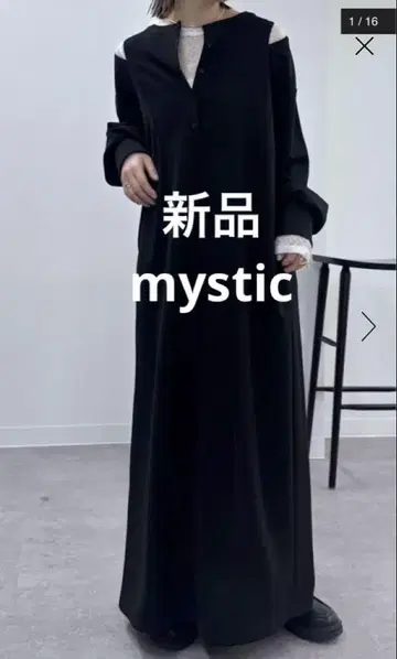 새상품 mystic 미스틱 숄더 슬릿 헨리 원피스 M 블랙