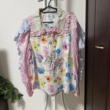 HOROR VACUI 호러이 꽃무늬 긴팔 블라우스 새상품급