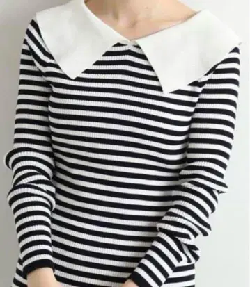 [ 새상품급 ] 이에나 파인울 숄카라 리브 풀오버 카라 부착 니트