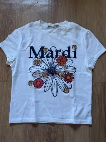 Mardi 플라워 프린트 T셔츠