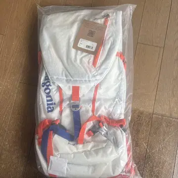 Patagonia 백팩 화이트/오렌지