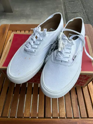 VANS 오센틱 프로 트루 화이트