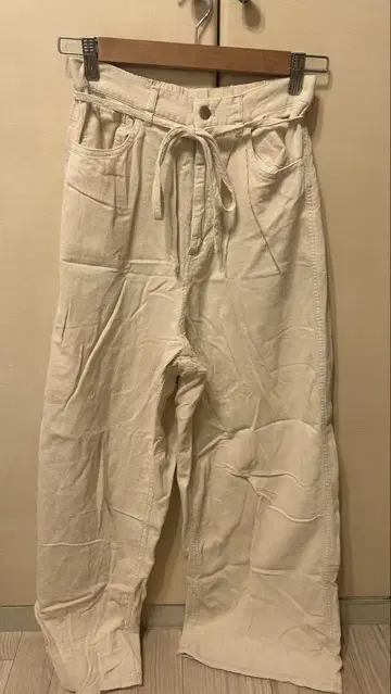 로리즈팜 코듀로이 와이드 팬츠 아이보리