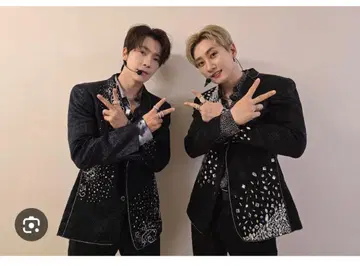 SUPER JUNIOR D&E 팬 세트
