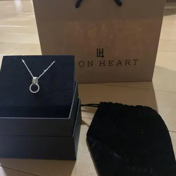 LION HEART 실버 서클 펜던트 목걸이