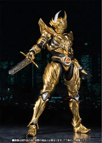 S.H.Figuarts 황금기사 가로 (류가 골드 컬러 Ver.)