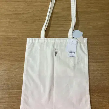 아이스크림 자수 아이보리 토트백