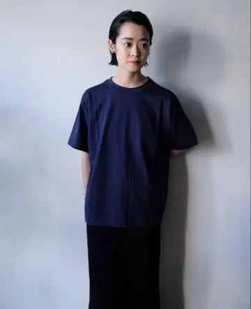 Burrow 브로우 T셔츠 S 사이즈 네이비