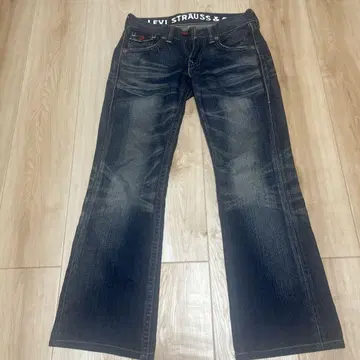 LEVI STRAUSS & CO. 부츠컷 데님