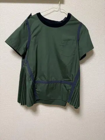 sacai 상의