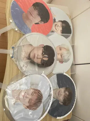SEVENTEEN 부채 묶음 판매