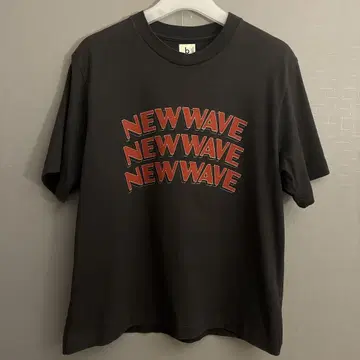 blurhms ROOTSTOCK 블럼스 NEWWAVE T셔츠