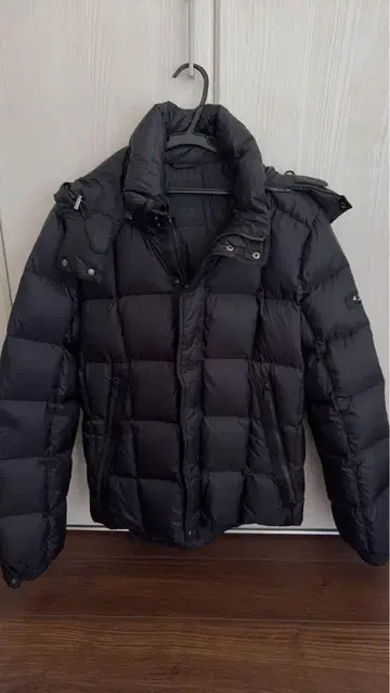 TATRAS 블랙 다운 자켓